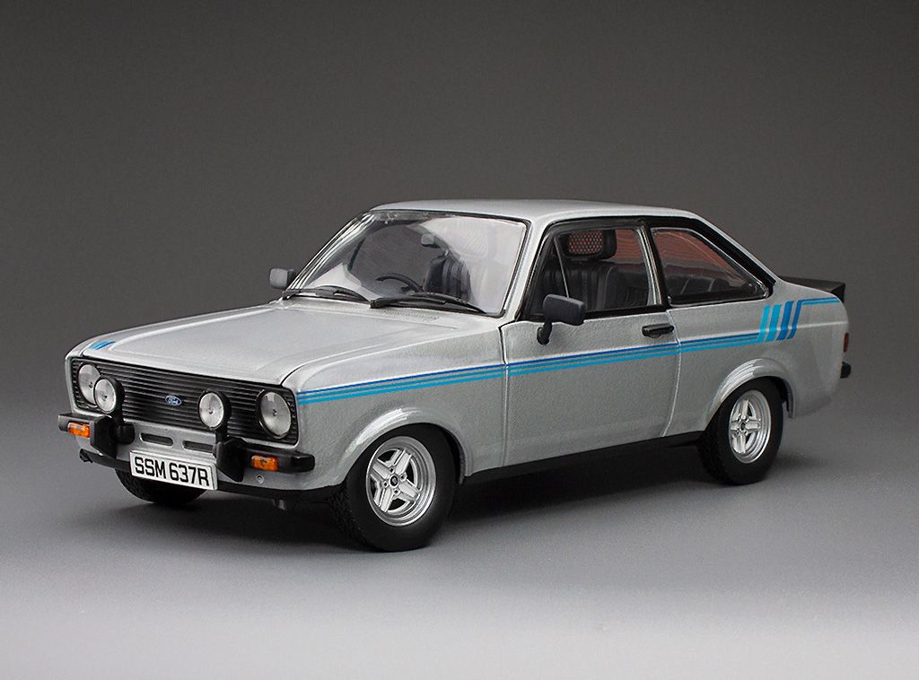 1:18 Sunstar - 1980 Ford Escort Harrier silber