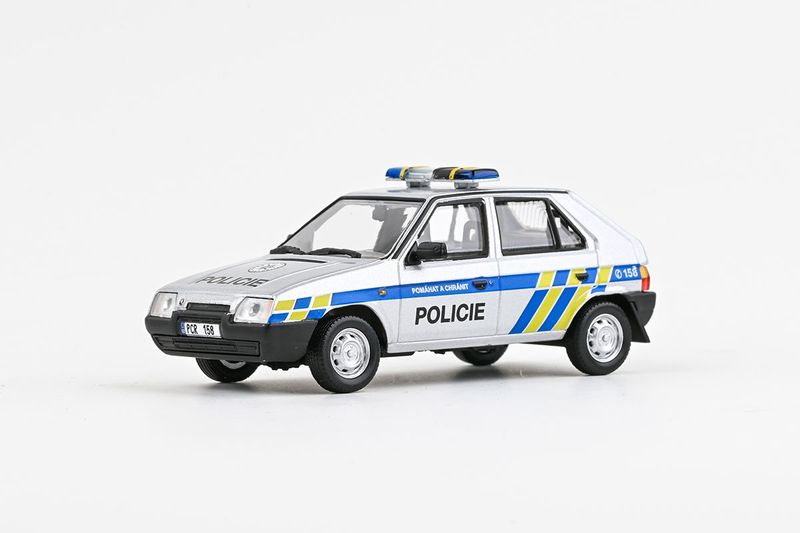1:43 Abrex - 1988 Skoda Favorit 136L *Police* 1:43 Abrex - 1988 Skoda Favorit 136L *Police*
