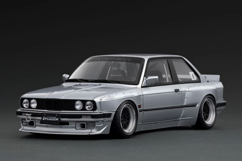 1:18 Ignition - PANDEM 30, silver 1:18 Ignition - PANDEM 30, silver
