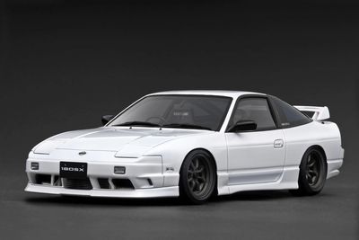 1:18 Ignition - Nissan 180SX TYPE X (RPS13), white 1:18 Ignition - Nissan 180SX TYPE X (RPS13), white