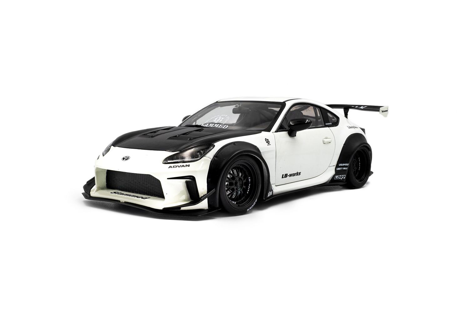 1:18 Solido - Toyota GR86 LBWK BODY KIT white