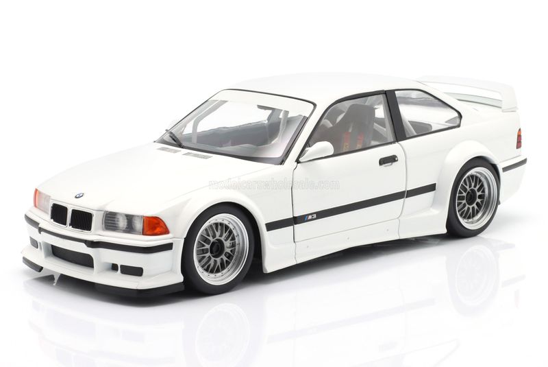 1:18 Werk83 - 1993 BMW E36 M3 GTR Plain Body White 1:18 Werk83 - 1993 BMW E36 M3 GTR Plain Body White