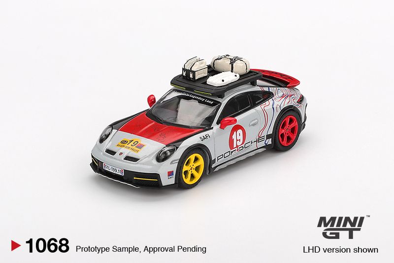 1:64 Mini GT - 2024 Porsche 911 (992) Dakar *Uncle Rally* *Blister packaging* 1:64 Mini GT - 2024 Porsche 911 (992) Dakar *Uncle Rally* *Blister packaging*