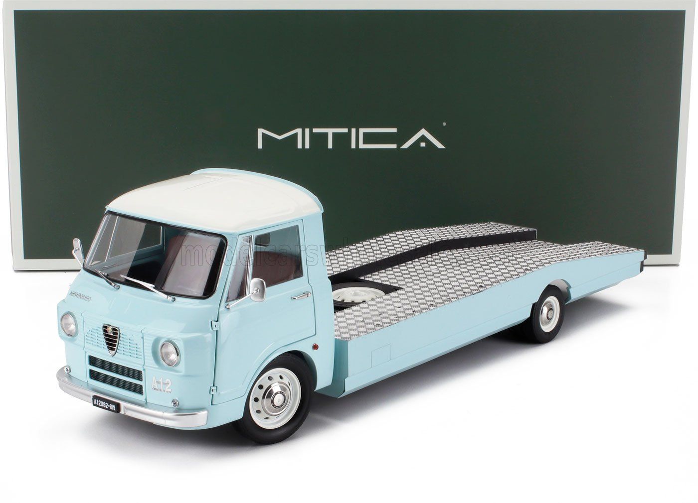 1:18 Mitica Diecast - 1967 Alfa Romeo A12 (F12) Autotransporter Blue *Without Red Car*