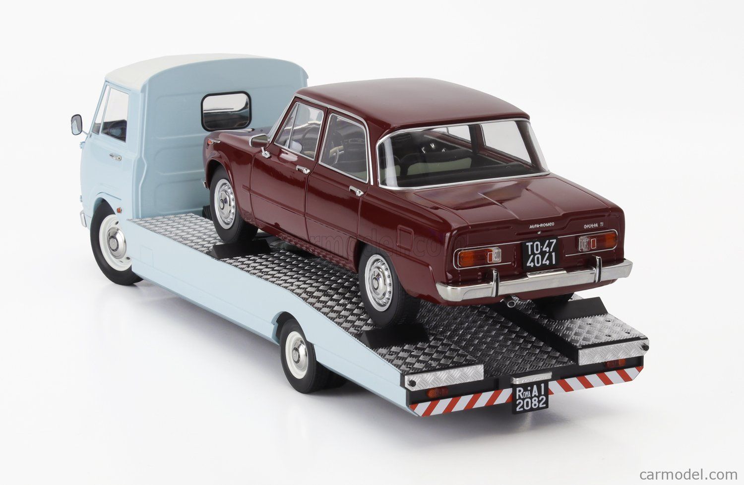 1:18 Mitica Diecast - 1967 Alfa Romeo A12 (F12) Autotransporter
