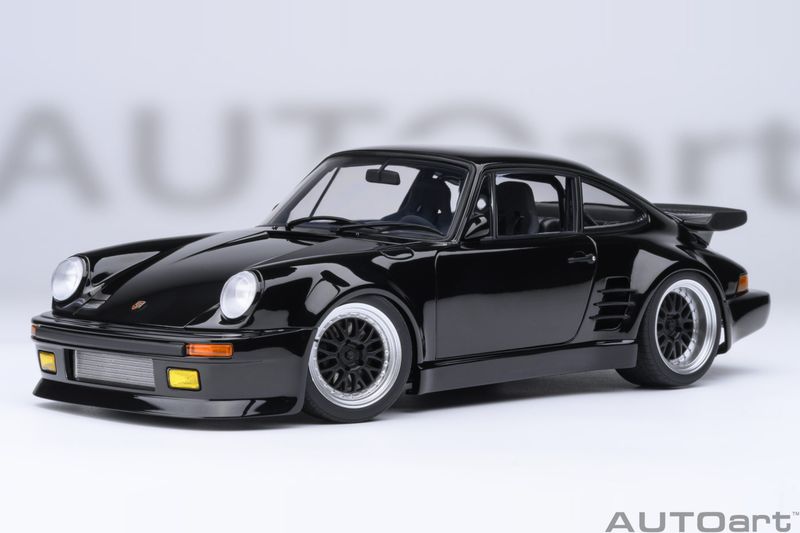 1:18 Autoart - Porsche 911 (930) Turbo Wangan Midnight “Blackbird” 1:18 Autoart - Porsche 911 (930) Turbo Wangan Midnight “Blackbird”