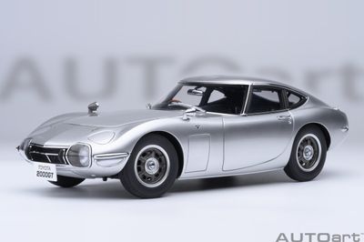 1:18 Autoart - Toyota 2000GT 1967 (Silver) 1:18 Autoart - Toyota 2000GT 1967 (Silver)