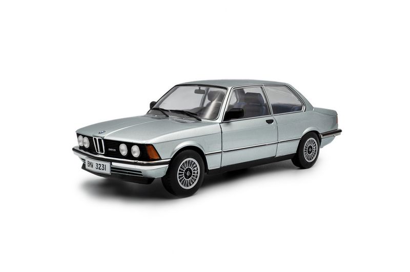 1:18 Solido - BMW E21 323I silverblue met. 1980