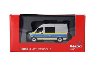 1:87 Herpa - Mercedes-Benz Sprinter '18 Halbbus Hochdach 1:87 Herpa - Mercedes-Benz Sprinter '18 Halbbus Hochdach "Polizei Schleswig-Holstein"