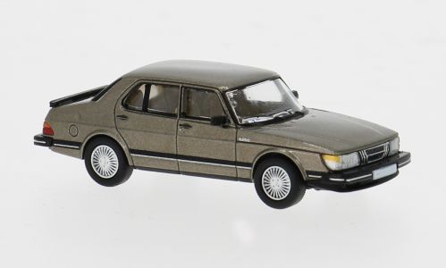 1:87 PCX87 - 1981 Saab 900 Limousine, braun 1:87 PCX87 - 1981 Saab 900 Limousine, braun