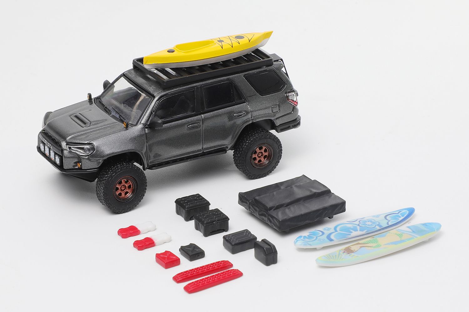1:64 GCD - Toyota 4 Runner Modified Version *LHD* with accessories, grey