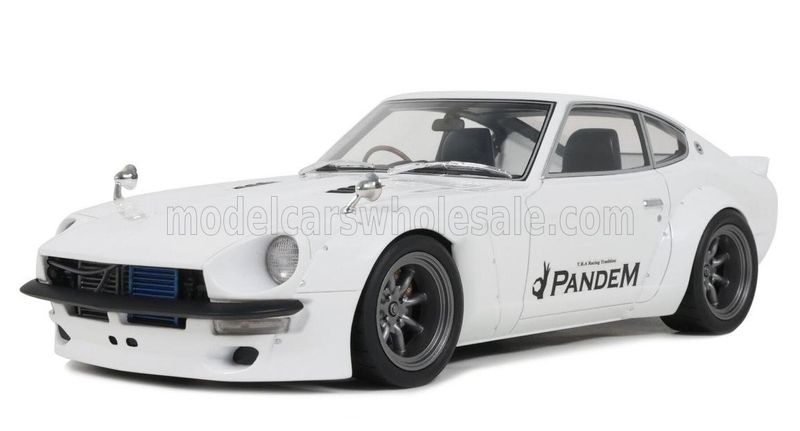 1:18 Otto Mobile - 2015 Nissan Fairlady Z Pandem White