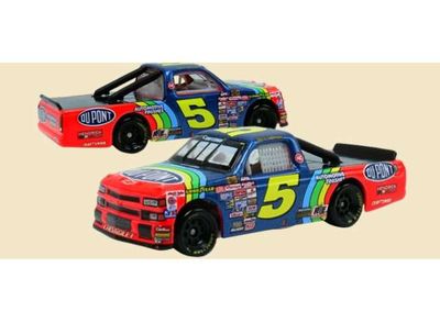 1:64 Action Racing Collectibles - 1995 Chevrolet #5 Terry Labonte *DuPont* 1:64 Action Racing Collectibles - 1995 Chevrolet #5 Terry Labonte *DuPont*