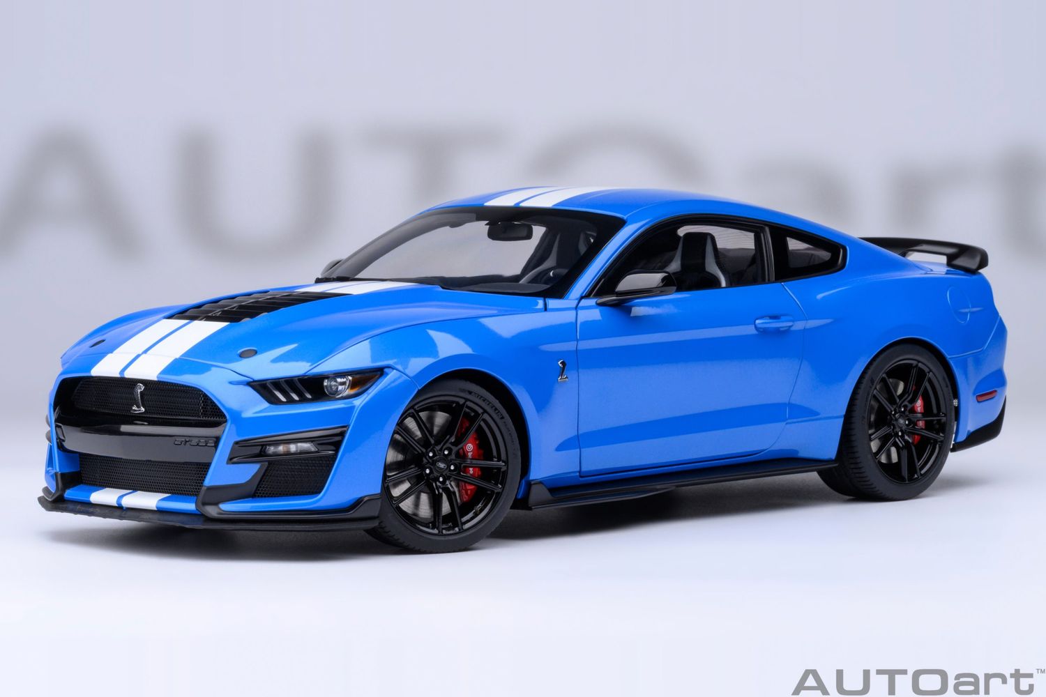 1:18 Autoart - Ford Mustang Shelby GT500 (Grabber Blue)