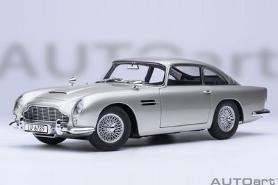 1:18 Autoart - Aston Martin DB5 “Goldfinger” (Silver) 1:18 Autoart - Aston Martin DB5 “Goldfinger” (Silver)