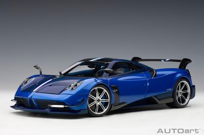 1:18 Autoart - Pagani Huayra BC (Blu Francia/Carbon) 1:18 Autoart - Pagani Huayra BC (Blu Francia/Carbon)