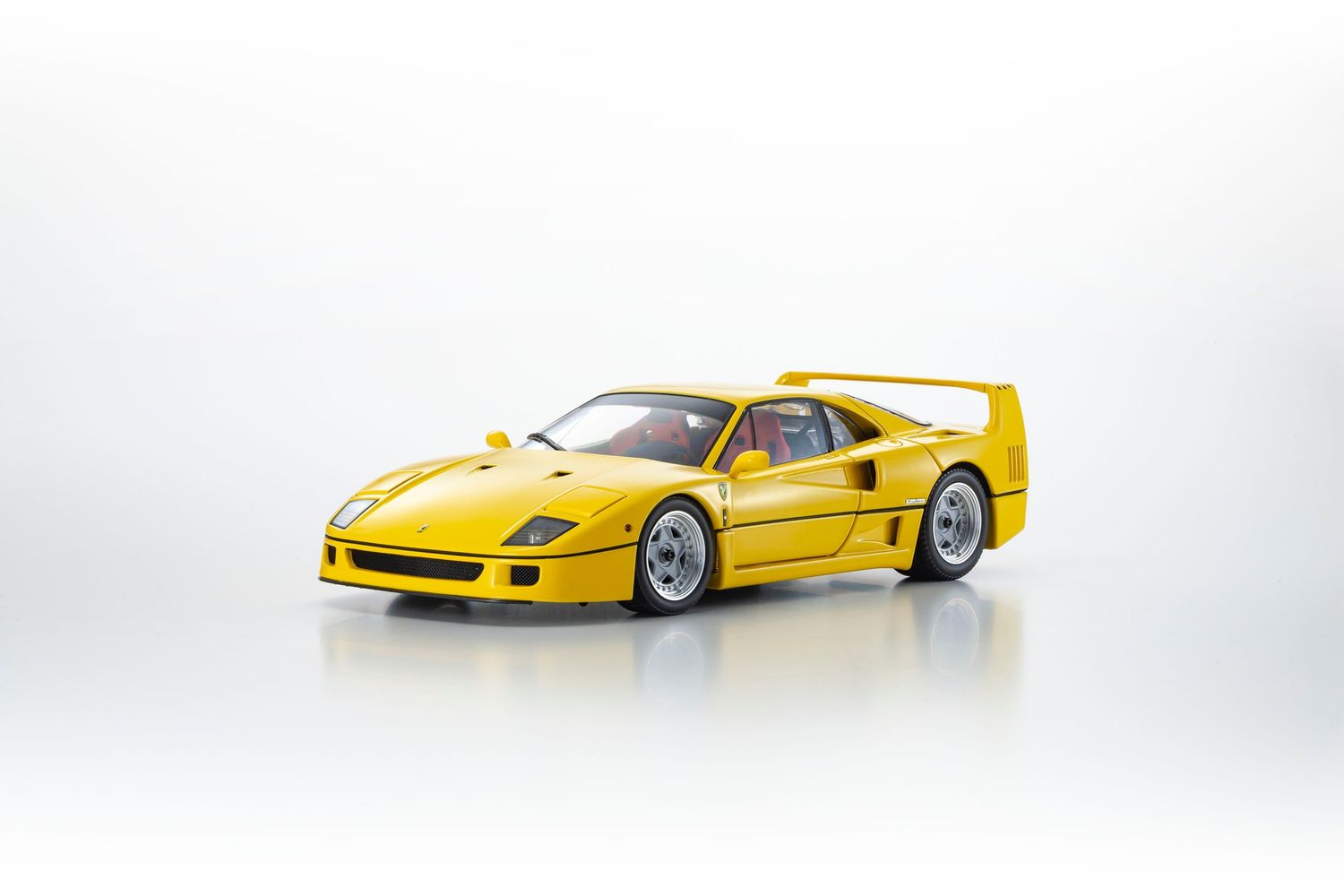 1:18 Kyosho - 1987 Ferrari F40 Yellow