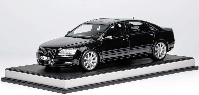 1:18 Motorhelix - 2008 Audi A8 L W12 Quattro Black 1:18 Motorhelix - 2008 Audi A8 L W12 Quattro Black