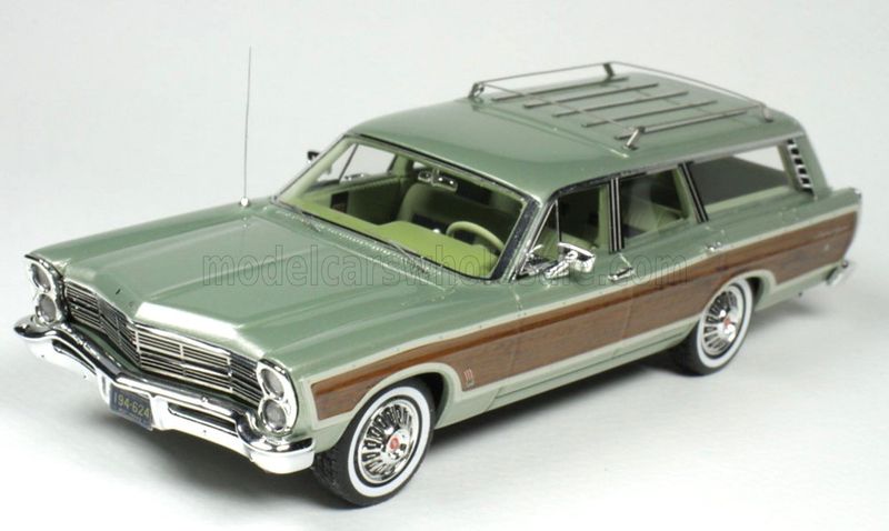 1:43 Gladvarg - 1967 Ford Country Squire Station Wagon Green Metallic Wood 1:43 Gladvarg - 1967 Ford Country Squire Station Wagon Green Metallic Wood