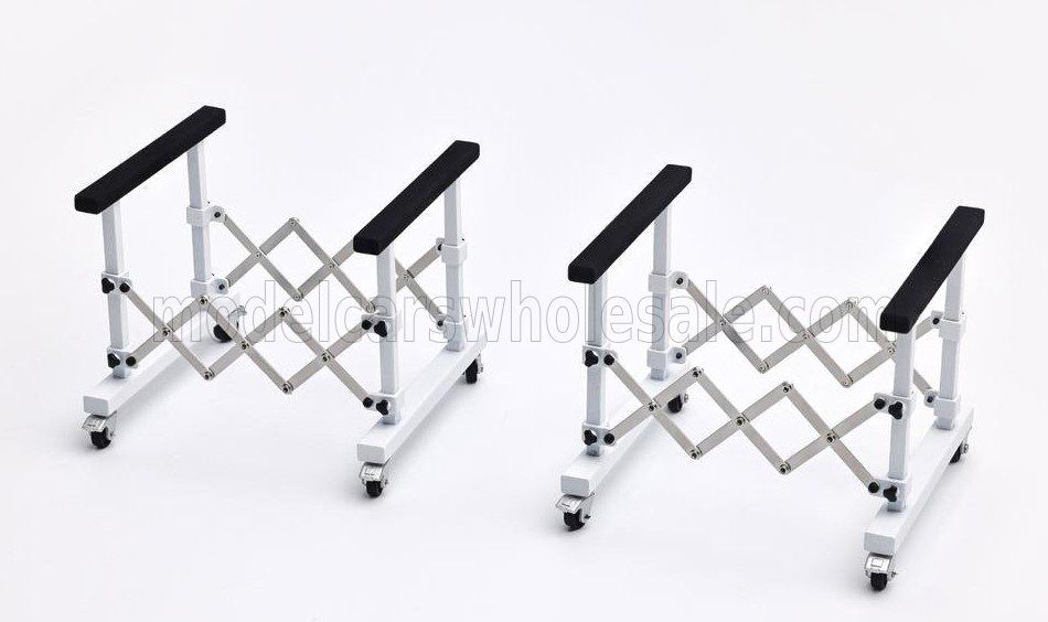 1:18 LCD Models - 2er Set Hauben Ständer *Hood Holder* White