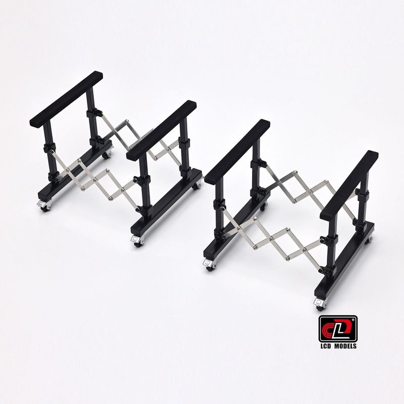 1:18 LCD Models - 2er Set Hauben Ständer *Hood Holder* Black *Modelcar not Included* 1:18 LCD Models - 2er Set Hauben Ständer *Hood Holder* Black *Modelcar not Included*