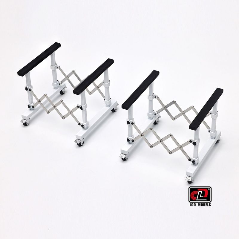 1:18 LCD Models - 2er Set Hauben Ständer *Hood Holder* White *Modelcar not Included* 1:18 LCD Models - 2er Set Hauben Ständer *Hood Holder* White *Modelcar not Included*