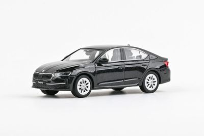 1:43 Abrex - 2024 Skoda Octavia IV FL, magic black metallic 1:43 Abrex - 2024 Skoda Octavia IV FL, magic black metallic