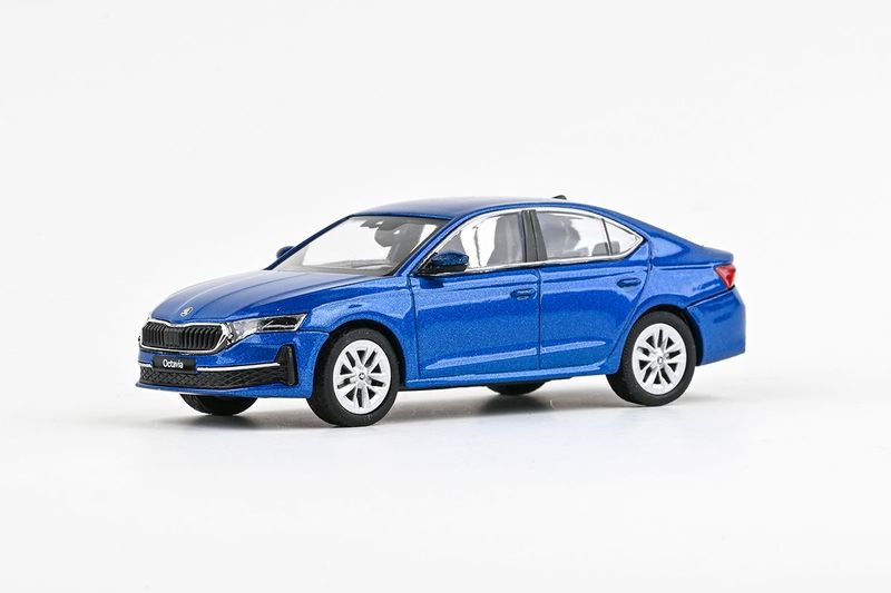 1:43 Abrex - 2024 Skoda Octavia IV FL, blue race metallic 1:43 Abrex - 2024 Skoda Octavia IV FL, blue race metallic