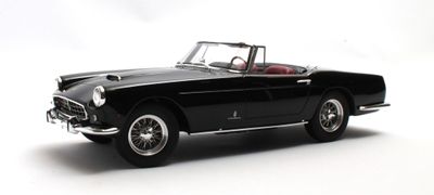 1:18 Matrix - Ferrari 250 GT Cabriolet Series II black 1960 1:18 Matrix - Ferrari 250 GT Cabriolet Series II black 1960