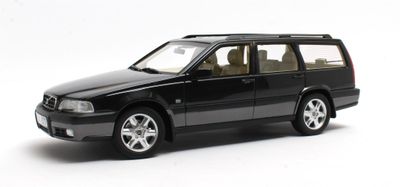 1:18 Cult Models - Volvo V70 XC Cross Country black 96-99 1:18 Cult Models - Volvo V70 XC Cross Country black 96-99