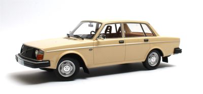 1:18 Cult Models - Volvo 244DL creme 1975