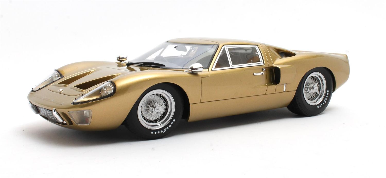1:18 Cult Models - Ford GT40 MKIII gold 1966