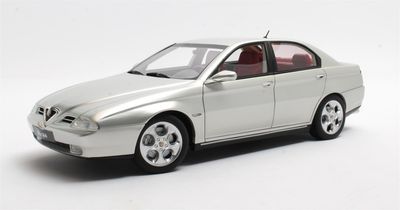 1:18 Cult Models - Alfa Romeo 166 Super 3.0 Silver metallic 1998-2002