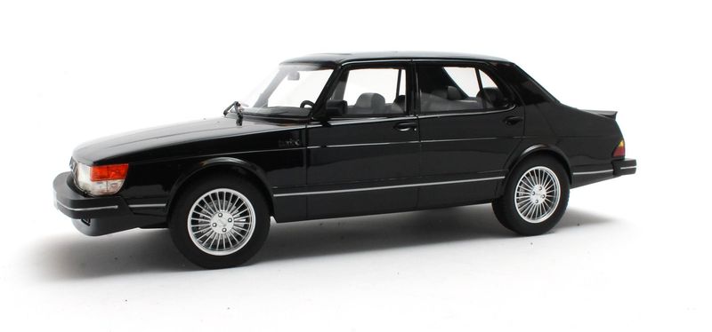 1:18 Cult Models - Saab 900 Turbo 4-door black 1983