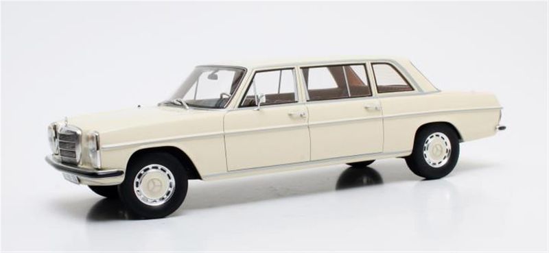 1:18 Cult Models - Mercedes-Benz V114 Lang white 1970