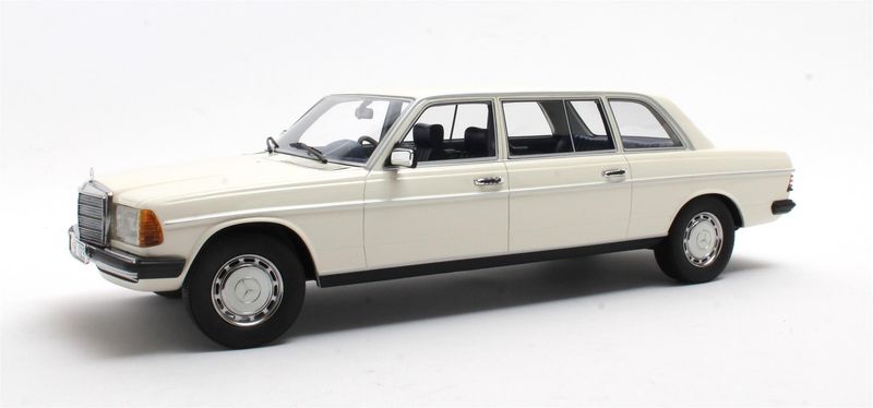 1:18 Cult Models - Mercedes-Benz W123 Lang white 1978