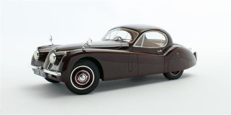 1:18 Cult Models - Jaguar XK120 FHC maroon '51 - '54