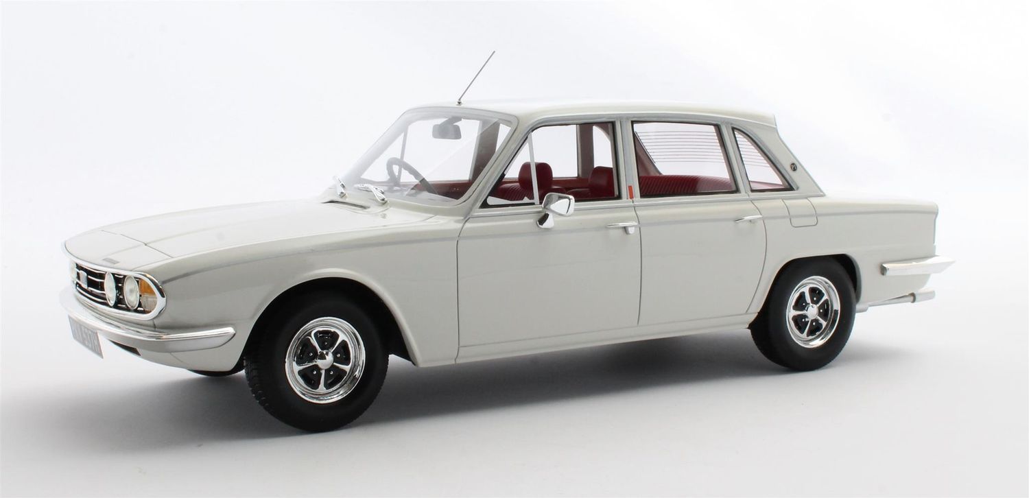 1:18 Cult Models - Triumph 2500 P.I. white 69-77