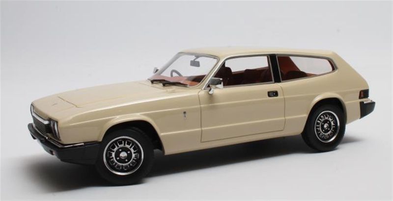 1:18 Cult Models - Reliant Scimitar SE6A white 1976