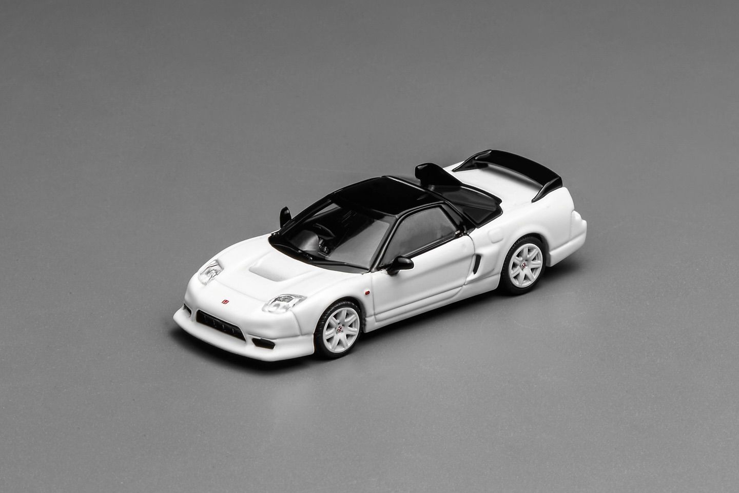 1:64 Motorhelix - 1992 Honda NSX-R (NA2) GT White