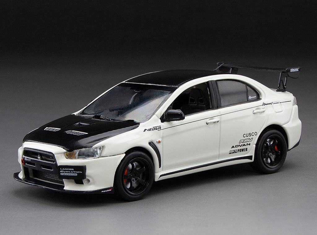 1:43 Vitesse - 2011 Mitsubishi Lancer EVO X, pearl white