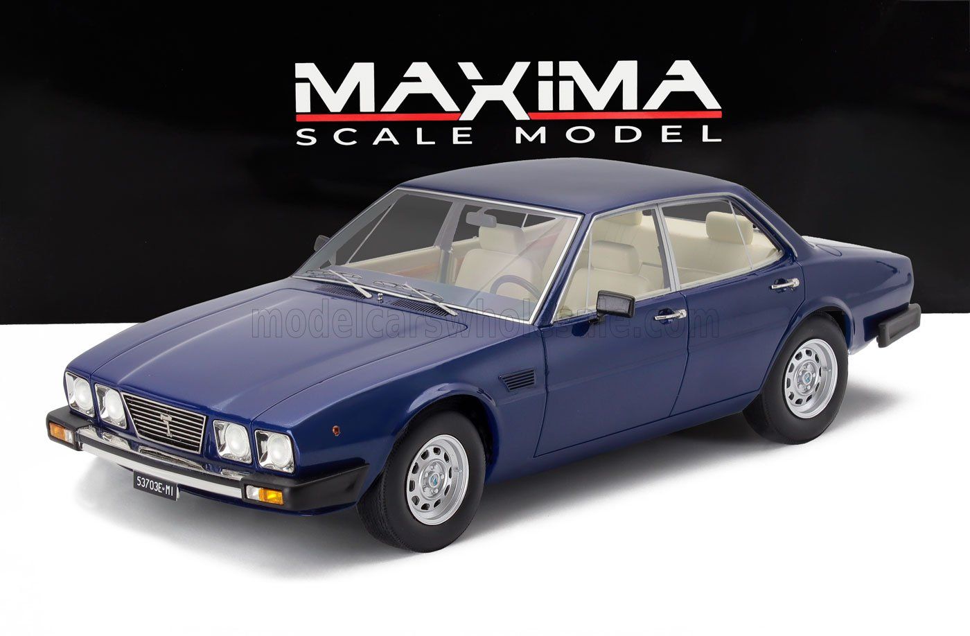 1:18 Maxima Scale Model - 1978 De Tomaso Deauville Blue Metallic