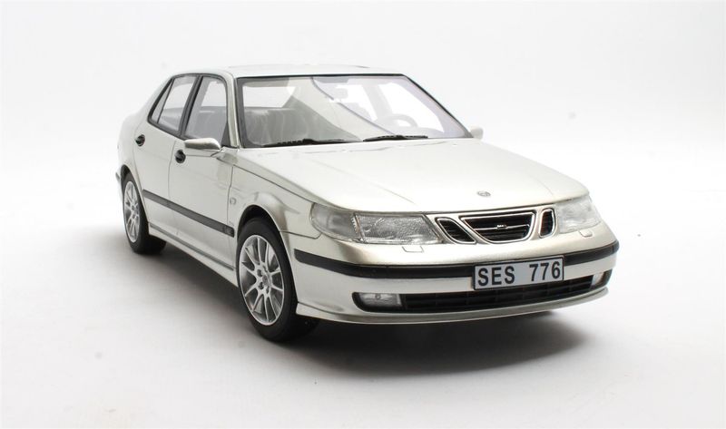 1:18 Cult Models - Saab 9-5 Turbo Aero silver met. 1998