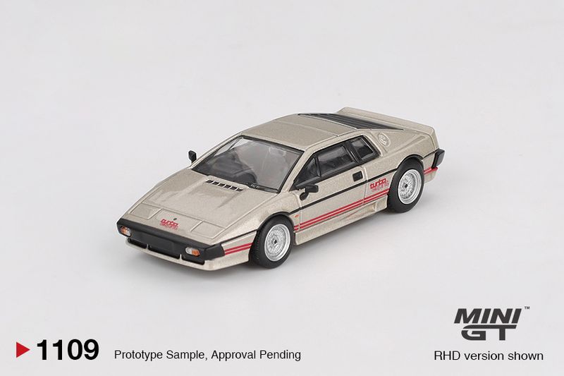 1:64 Mini GT - 1980 Lotus Esprit Turbo, metallic silver *Blister packaging*