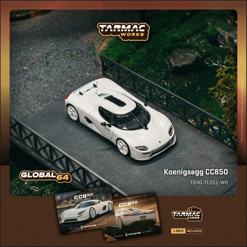 1:64 Tarmac - Koenigsegg CC850, white *Tarmac Cards*