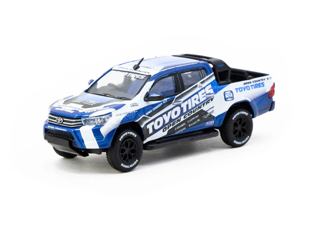 1:64 Tarmac - Toyota Hilux *Toyo Tires*