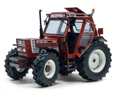 1:32 ROS Models - 1997 Fiat 65-90 Traktor Superconfort Cab 4wd Brown 1:32 ROS Models - 1997 Fiat 65-90 Traktor Superconfort Cab 4wd Brown