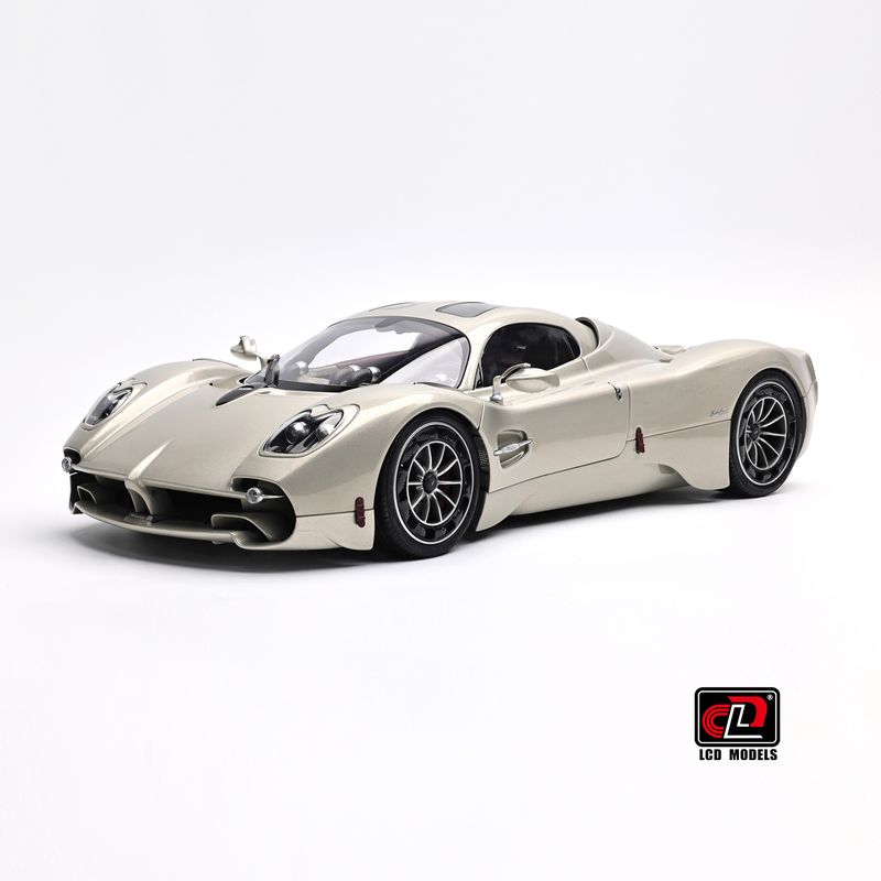1:18 LCD Models - 2022 Pagani Utopia Grigio Rinascimento