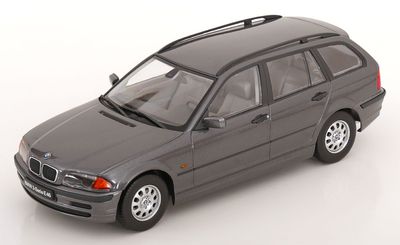 1:18 KK Scale - BMW 3er E46 Touring 1999 graumetallic 1:18 KK Scale - BMW 3er E46 Touring 1999 graumetallic