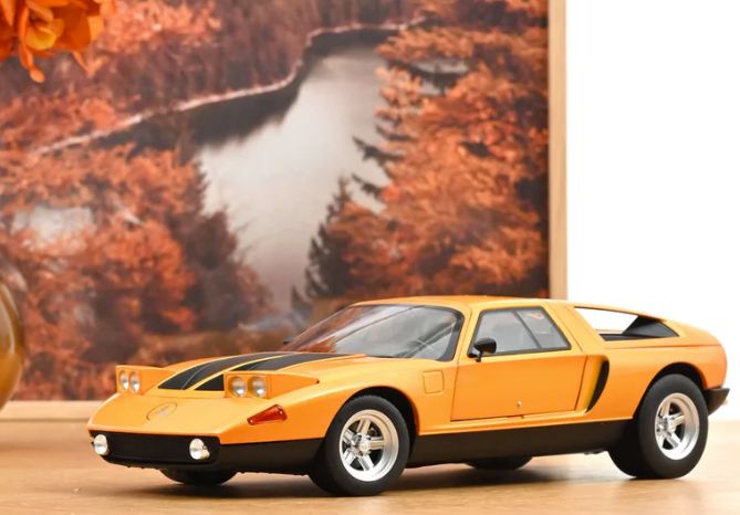 1:18 Norev - Mercedes-Benz C 111/II 1970 White Autumn metallic